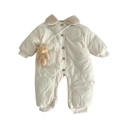 Roupas de bebê de inverno Lã de cordeiro espessou o macacão de garotas para meninos meninas de mangas compridas roupas de roupa quente criança macacão infantil com urso 231227