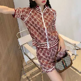 Women's Two Piece Pants designer Summer short sleeved new style small fragrant fashionable sports knit top two-piece set of western-style casual shorts for women T2Q7
