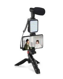Profesjonalny zestaw do smartfona Zestaw wideo Mikrofon LED LED Uchwyt statywowy do Vloggingu na żywo Pography YouTube Filmmaker Akcesoria Trip1019217
