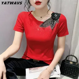 T-shirt da donna Arrivi Estate a maniche corte da donna T-shirt con applicazioni chic Moda sexy scava fuori maglia con diamanti T-shirt femminili Blusas Top