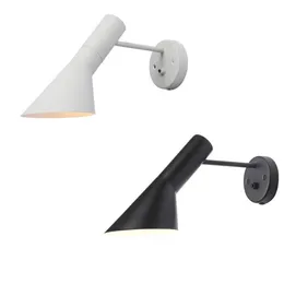 Lampada da parete moderna a LED UP DOWN Creative Art Arne Jacobsen in bianco e nero Poulsen WA1067344042