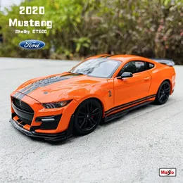 Maisto 1 24 The Ford Mustang Shelby GT500 Mode Car Model Handicraft Decoration Collection Toy Tool Gift Die Casting 231227