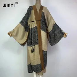 Women's Swimwear Winii Kimono Europe Europe Retro Print Boho Kaftans for Woman Cov-Up Elegancki swetra sexy wakacje Maxi Beach Swimsuit