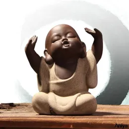 Buddha posągi Little Monk Color Sand Ceramic Art Home Club Geomantyczna dekoracja figurka herbata domowa dekoracja akcesoria 231228