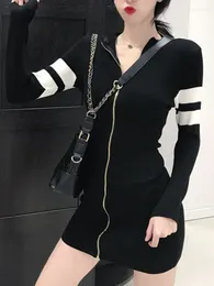 Vestidos casuais qweek coreano zip preto bodycon mini vestido mulheres 2024 primavera kpop listrado streetwear envoltório manga longa curto chique