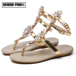 Sexy Boho T-Strap Slip Heel Slippers Shoes Rhinestone Diamonds Clip-Toe Sandals مريح Thong Gladiator Flops 231227