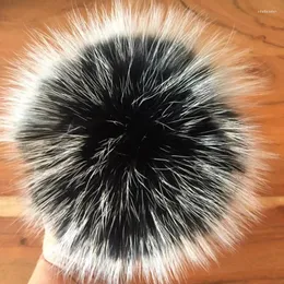 Berets 5pcs DIY Fur Fur Pompom Mink Pompon Pompons Pompoms Pom Poms للاشوف قفازات شتوية قبعة قبعة غطاء مع مشبك