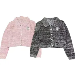 Giacca da design maglione da donna per maglia a maglia a maglia a maglia singola lettera ricamata da lettera ricamato autunno e inverno nuovo cardigan per la felpa con cappuccio versatilità casual femminile