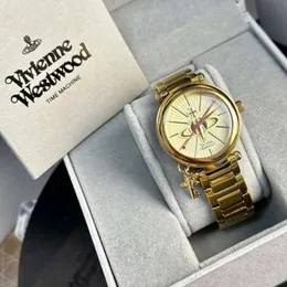 المصمم Viviane Westwoods يشاهد الإمبراطورة الغربية الجديدة Dowager Gold Quartz Watch الصغيرة والذهبية الصغيرة ساعة Watch Watch Saturn Pendant Watch's Watch