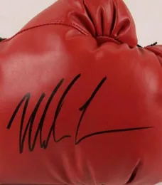 Mike Tyson signerade autograferade röda boxningshandskar01234568214122