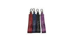 LU-3098 Fashion Series Brand Key Chain Sticked Logo Legierung Buckle Unisex Modedekoration Schlüsselbund mit exquisite Verpackung