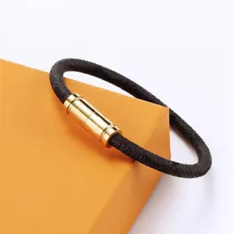 Шарм Bangles Designer Fashion Leather Bracelet Magnetic Buctle размер унисекс высококачественные роскошные ювелирные изделия Женщина браслеты Man B343f