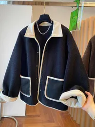 Clearing Warehouse and Picking Up Leaks ~ Counter Draws Big Brand Foreign Trade Autumn and Winter Contrast Corduroy Lapel Collar Spliced ​​Lamb Wool Coat for Women