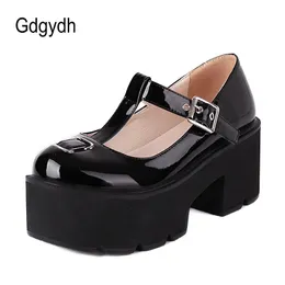 Boots gdgydh المطاط الوحيدة نساء لوليتا أحذية خمر حزام قوطية المضخات الشرير أحذية منصة مربعة الكعب الزواحف الحجم الياباني 43