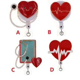 Portachiavi medici Porta badge retrattile con strass a forma di cuore per accessori per nome infermiere Porta badge con clip a coccodrillo203Q