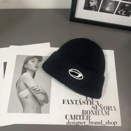 Chapéu diesel designer outono e inverno instagram moda carta chapéu crianças etiqueta de lã quente proteção chapéu de malha diesel topo 810