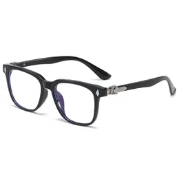 Designer Ch Cross Glasses Frame Chromes Occhiali da sole di marca per uomo Donna Trendy Round Face Tr90 Eye Male Protection Heart Montature per occhiali di lusso 2024 1d13