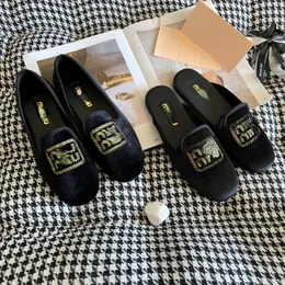 علامة رسائل أحذية النساء العلامة التجارية خياطة سوداء فو مينك متسكعات نصف النعال