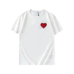 Topp Summer T-shirt Mäns kortärmad mäns kortärmad t-shirt Vitt grundmodeller Hjärtformade broderier Dekorativt mode