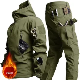 Taktiska vinteruppsättningar Mäns militär utomhus vindtät vattentät kostym Multi-pocket Soft Shell Hooded Jackets Sharkskin Work Pants 231228