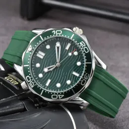 AAA Tops Herrenuhr Automatischer Stundenzeiger Mechanisches Uhrwerk Edelstahluhr Mode Multifunktionale Hochwertige Armbanduhr