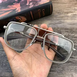 Designer ch Cross Glasses Frame Chromes Brand Solglasögon Ancient Myopia Man stor platta Grad Spegel Kvinnlig hjärta lyxig högkvalitativ glasögonramar z8rg