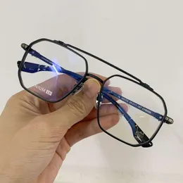 Designer Ch Cruz Óculos Quadro Cromos Marca Óculos de Sol para Homens Mulheres Novo Óculos Puro Titânio Retro Miopia Lentes Planas Coração Luxo Quadros de Alta Qualidade 8nz0