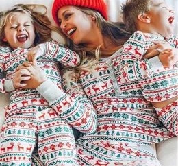 Weihnachten Familie passende Pyjamas Set Mutter Vater Kinder passende Kleidung Familienlook Outfit Baby Mädchen Strampler Nachtwäsche Pyjamas 26693207