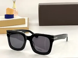 Najwyższej jakości letnie okulary przeciwsłoneczne dla mężczyzn i kobiet Ramka deska model FT1115 Style anty-ultrafiolet retro platforma kwadratowa pełna ramka okulary mody losowe pudełko