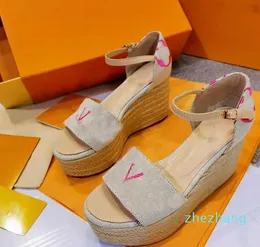 أكاديمية نساء الحدود وسفة صنددية شقة Espadrilles Flatform أسود أبيض أبيض بني ركاب الساحل الساحلي الساحلي مع حجم الصندوق