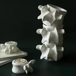 Yaratıcı Omurga Kemik Seramik Kupa Nordic Modern Saf Beyaz Şamdan İnsan Sanat Süt Kupası Dekoratif Mum Tutucu Oturma Odası 231228