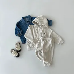 Koreaanse INS Joggerset voor jongens, baby-trainingsjack met capuchon, elastische joggingbroek met volledige ritssluiting en capuchon, trainingspak voor kinderen 1 5Y 231228