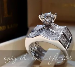 2019 Nuovo arrivo gioielli di lusso in argento sterling 925 anelli di coppia pavimenta zaffiro bianco diamante CZ donne anello nuziale nuziale impostato per L2938017