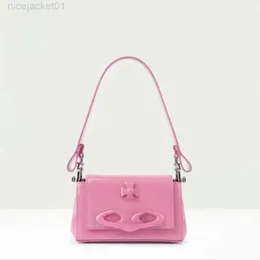 24SS Designer Viviane Westwoods Bag Viviennewestwood Pink Bag for Empress Dowager Xis Underarm Saturn Bag New Lacquer Leather Bright Face Handheld Spicy Girl Small