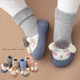 Botas meninos meninas meias outono primavera engrossado antiderrapante laço dos desenhos animados sapatos de bebê infantil a-class algodão