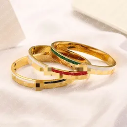 أساور سحر Bangle Gold Classics أساور CLIC نساء الرجال المصمم مجوهرات الفضة من التيتانيوم الفولاذ اختيار عالي الجودة