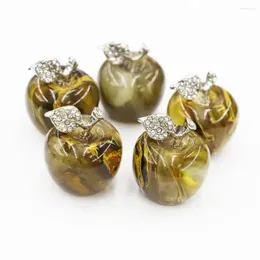 Naszyjniki wiszące sprzedają dobrą jakość naturalny posąg jabłkowy leczenie kryształowe dekoracja arbuzu urok kamienia rzeźbiony ornament pokoju figurki