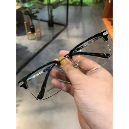Designer Ch Cross Óculos Quadro Cromos Marca Óculos de Sol Novos Óculos Versáteis na Moda para Homens Mulheres Puro Titânio Metade Negócio Miopia Coração Alta Qualidade 839o