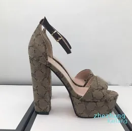 famosi sandali con tacco alto da donna di marca top designer di moda stampa 13 cm scarpe da donna per esterni prato antiscivolo resistente all'usura la