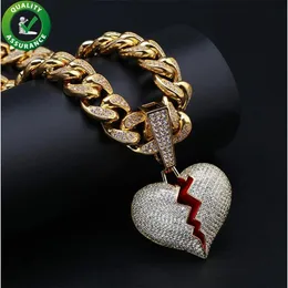 Colar de designer de jóias de hip hop gelado para fora pingente cubano link corrente ouro diamante quebrar coração pingentes luxo bling charme rapper me204m