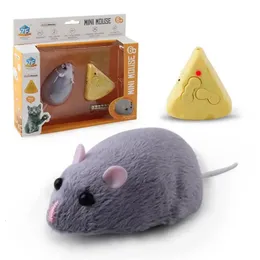 Simulazione Scherzi elettrici a infrarossi Scherzi telecomando Modello mouse Animali RC Mouse su radiocomando per giocattoli per gatti per bambini Regalo 231229