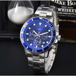 고품질 조직 새로운 브랜드 오리지널 비즈니스 남성 Tissotswhd 1853 시계 클래식 라운드 케이스 쿼츠 시계 손목 시계 Clockercemended AAA Watch 8Cyx