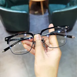 المصمم CH Cross Glasses Frame Chromes Grand Grand Sunglasses New Business for Men نساء منحوتات التيتانيوم Myopia Trend Heart Eyeglass Frames 2024 P9K6