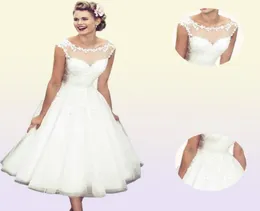 2019 Elegant Short Beach Wedding Dresses Sheer Neck Appliques Lace Length Modest Bohemian Bridal Gowns Vestidos De Noiva Cheap Plus Size8675501