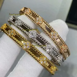 Bangle Designer Clover Bangle Marca Pulseiras Para Mulheres 2024 Banhado Quatro Folhas Perlee Doce Trevo Flor Cuff Valentine Party Presente Jóias Moda Pulseira