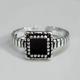 Anéis de cluster retro prata banhado geométrico quadrado preto pedra anel de abertura personalidade mulheres hip hop festa rap rock jóias