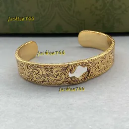 Bangle Womens Gold Carved Bracelet Men Thick Bracelets Fashion Designer Mens Jewelry Luxury Letter Couple Jewellery Wedding Gift Party 2024 Bracelet Gift Jewelry