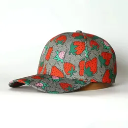 Caps Mens Baseball Cap Designer Hat Furted Strawberry Casquette GVCCI Caps Street Casquette Dome Dome Dome مع خطاب تورط