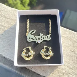 3UMeter Cuore Zircone Nome personalizzato Set di gioielli per ragazze Mini Twist Orecchini a cerchio Carino Personalità Lettera Targhetta Collana Regalo 231229