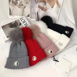 Caps Luxury Designer McLer Beanie Winter Hat Fashion Street Discal Discual Bonnet Server دافئة مريحة محبكة واحدة محفورة